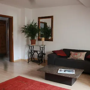 Ruhrallee Apartment