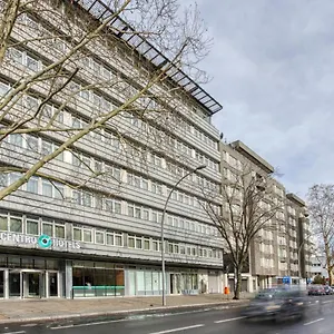 Titanic Comfort Kurfuerstendamm Berlín