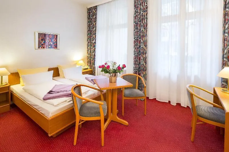Amc Hotel - Schoeneberg Berlín