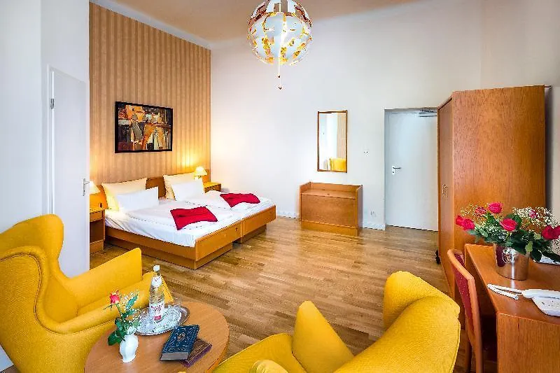Amc Hotel - Schoeneberg Berlín