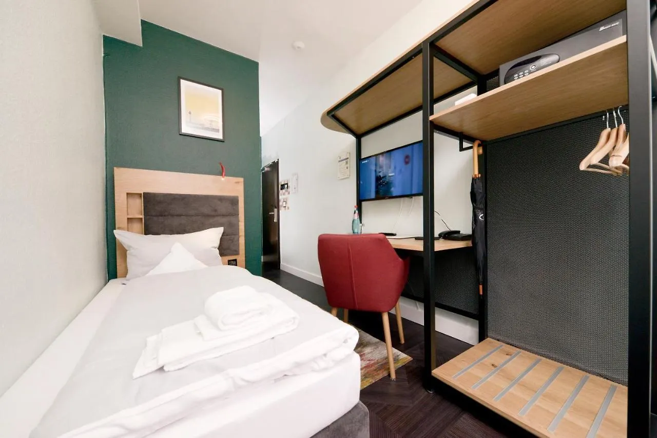 Amc Hotel - Schoeneberg Berlín