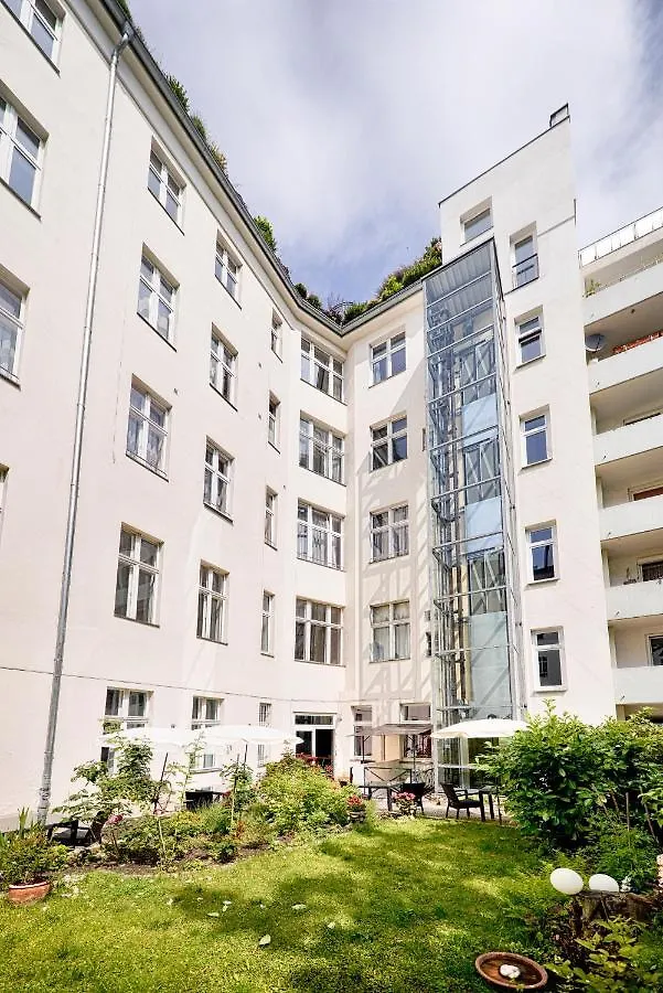 Amc Hotel - Schoeneberg Berlín