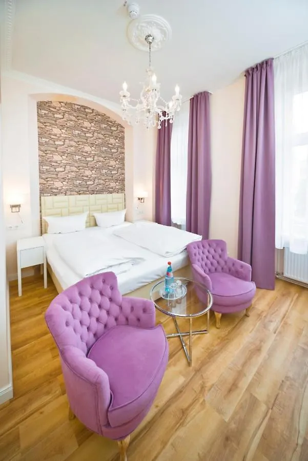 Amc Hotel - Schoeneberg Berlín 3*,  Alemania