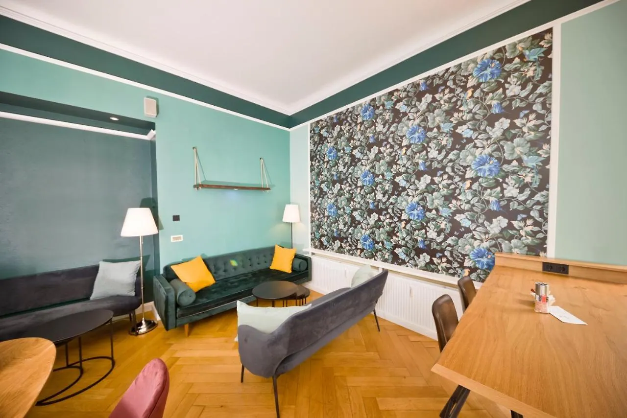Amc Hotel - Schoeneberg Berlín
