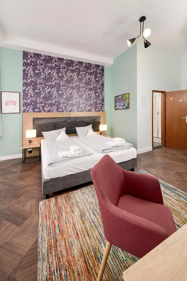 Amc Hotel - Schoeneberg Berlín